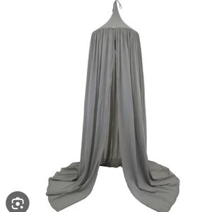 Numero 74 gray muslin canopy